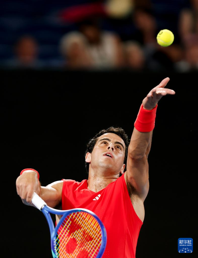 开云APP-澳网碾压拉沃尔杯，鲁德高光表现
