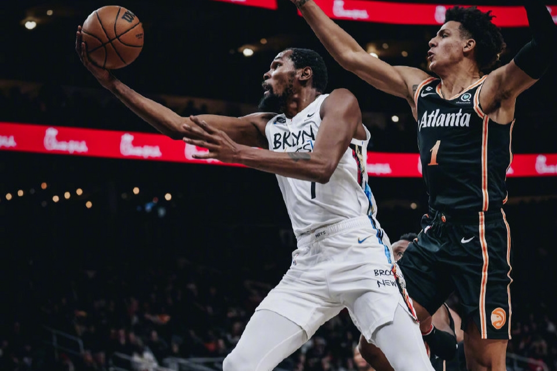 篮网战绩下滑，球迷呼吁重整旗鼓